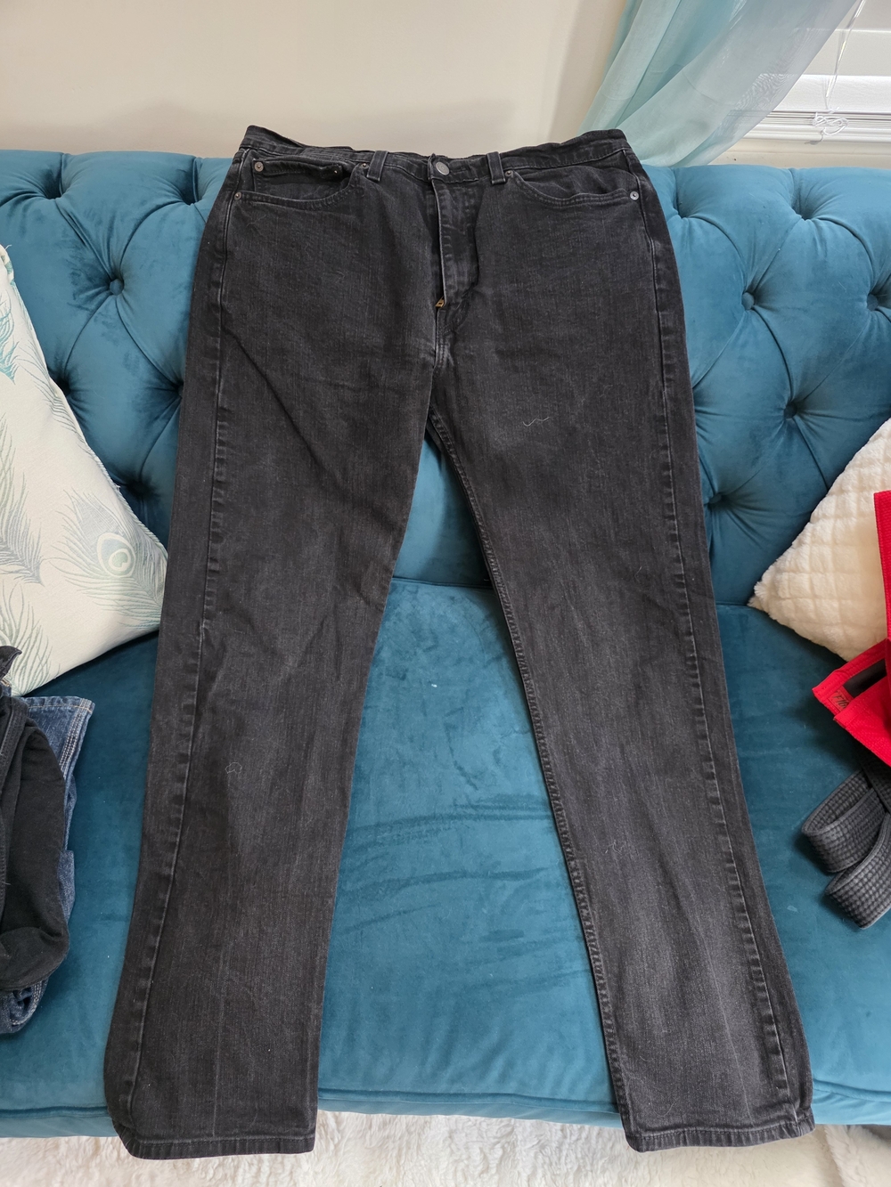 Levi's Men's Charcoal Black Straight Jeans